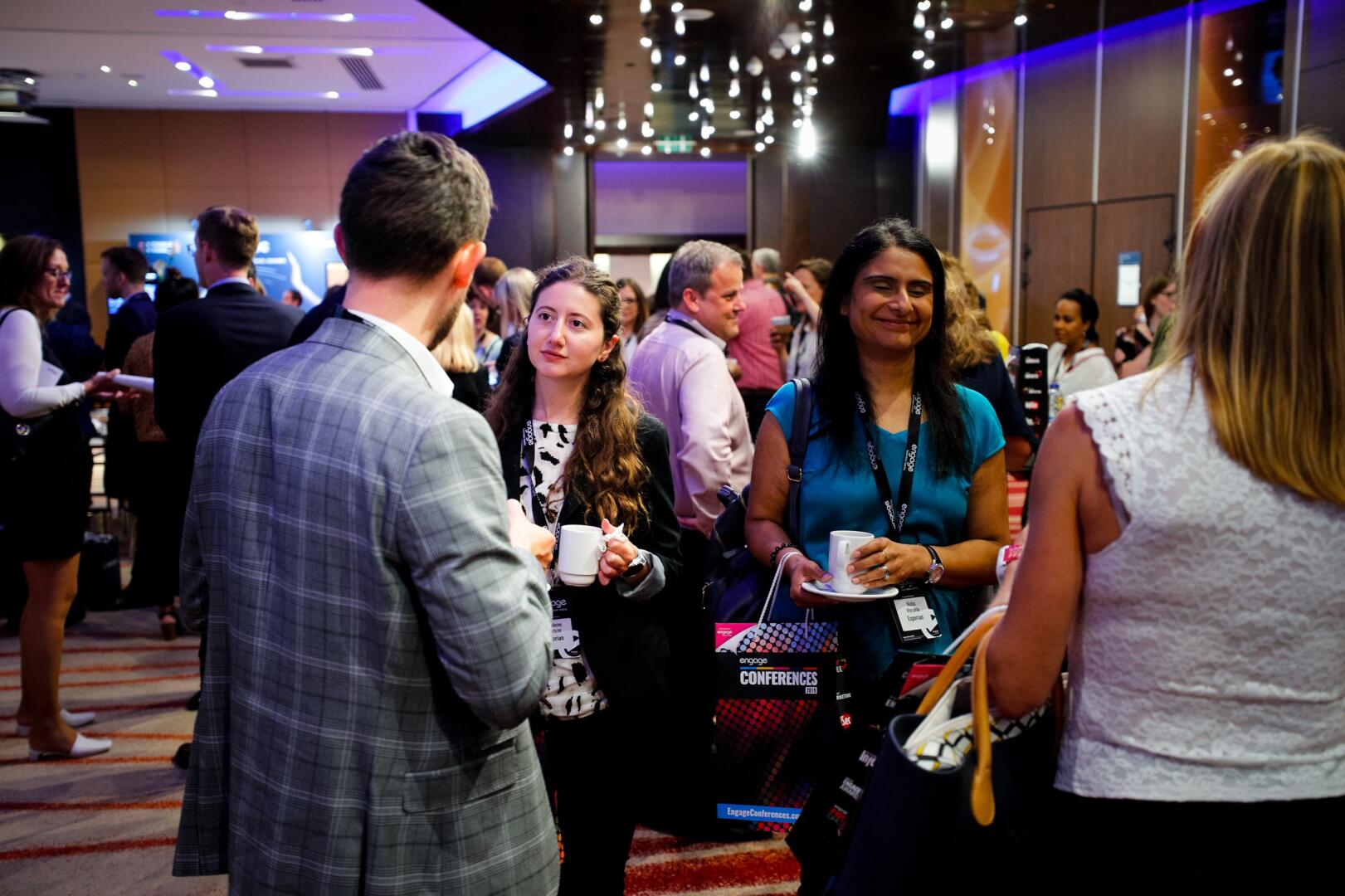 Networking-3-1-1621x1080 Networking-3-1-1621x1080
